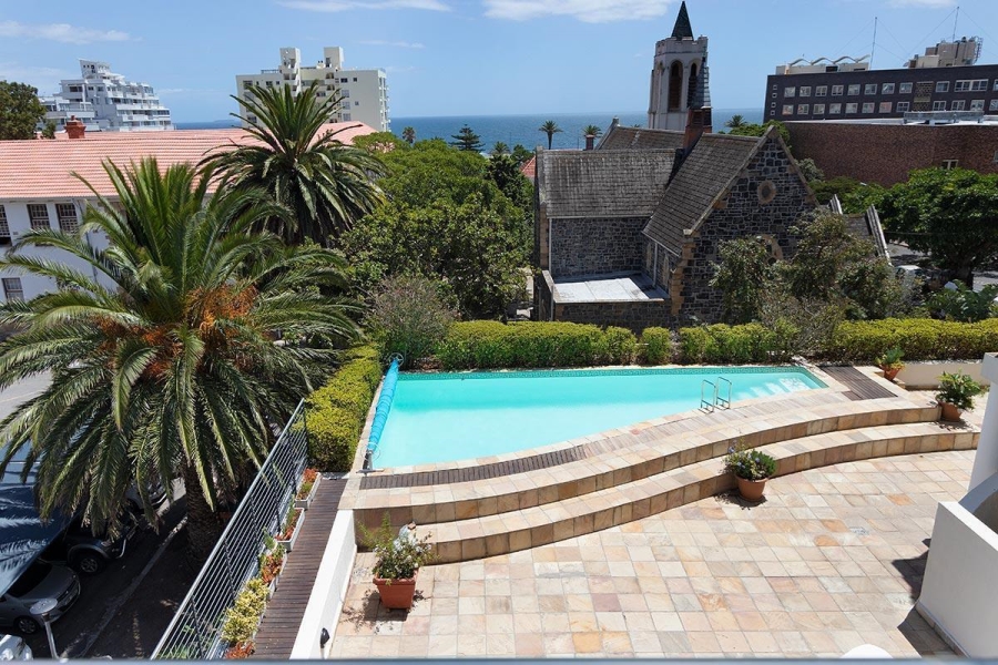 To Let 2 Bedroom Property for Rent in Sea Point Western Cape